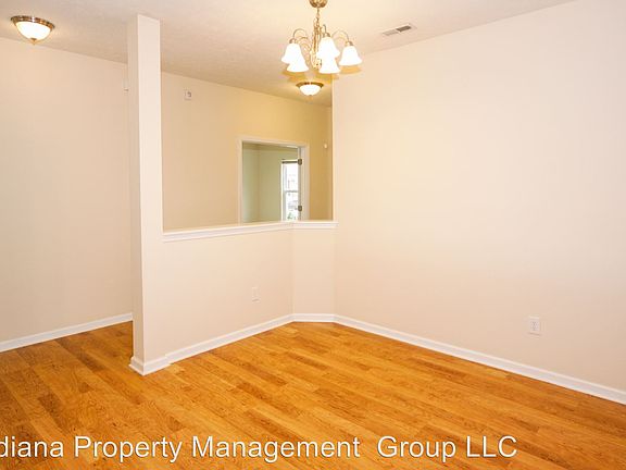 3rd image of 4112 Benicia Ln