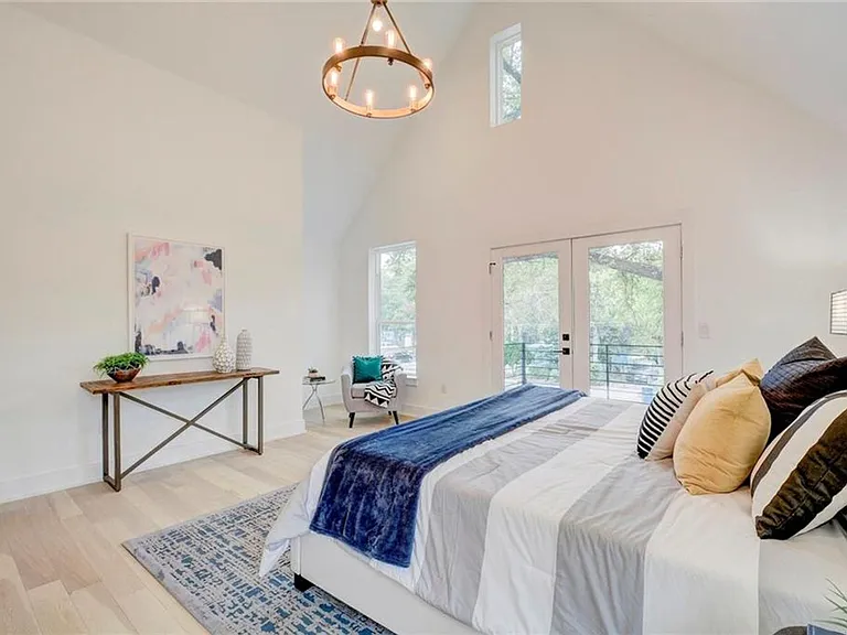 1107 Estes Ave #1 — Photo 12