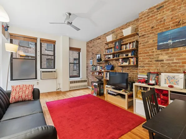 236 East 28th Street 4C image 6 of 7