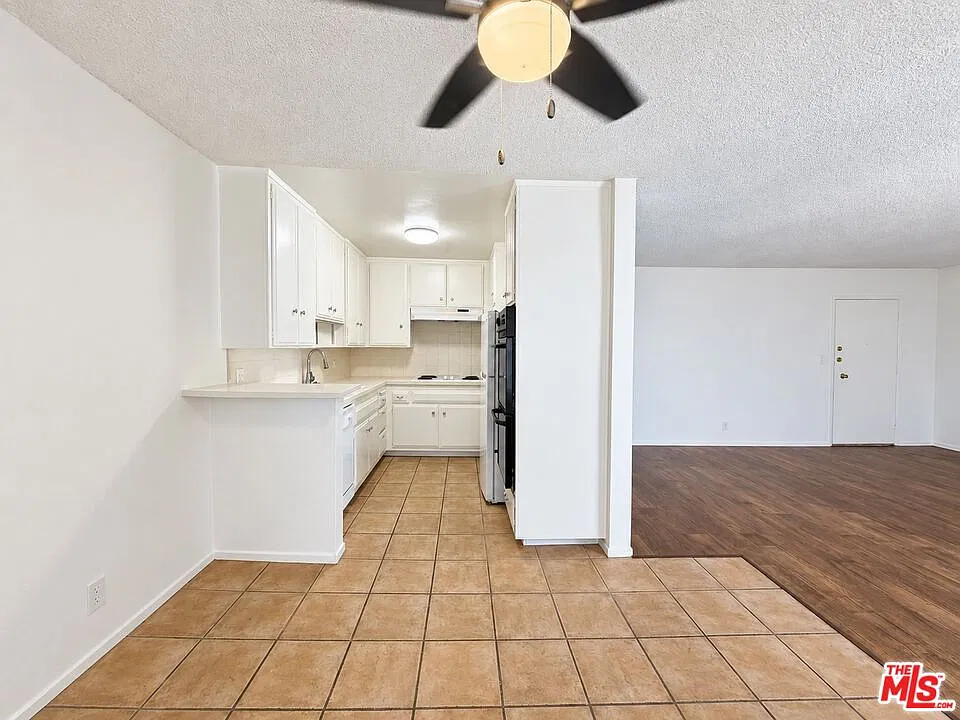 2 bed, 2.0 bath, 1100 sqft, $2,950 — Photo 4