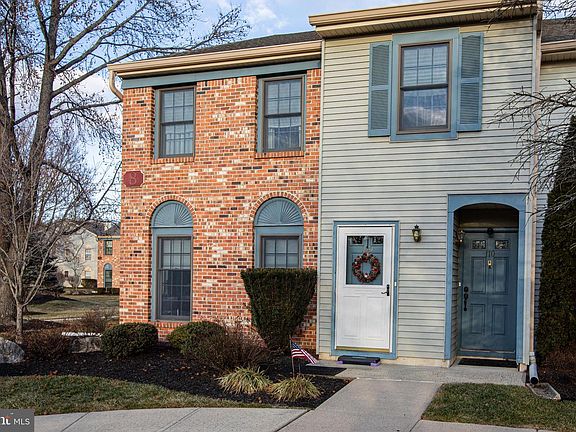 3rd image of 109 Wyndham Pl