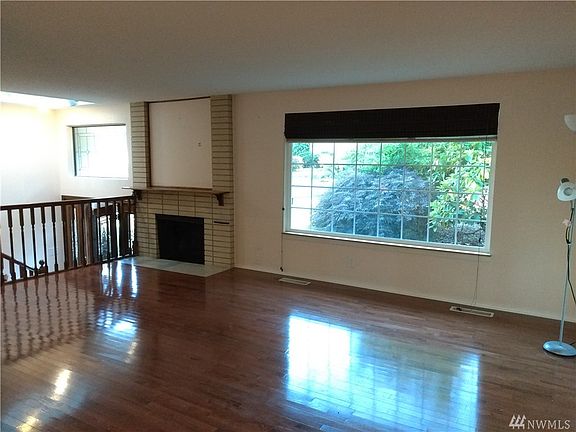 4th image of 8012 57th Ave E