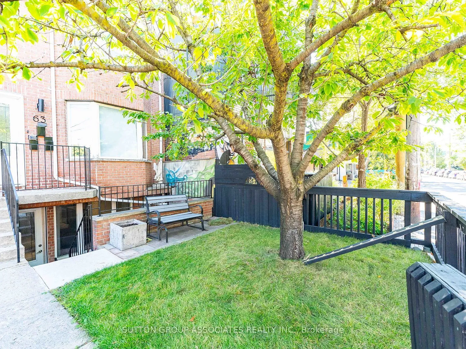 1 bed, $2,300 — Photo 3