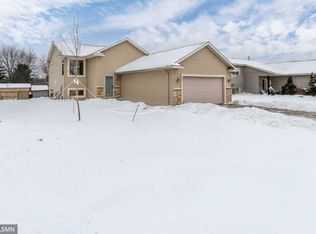 1689 S Ridge Rd, River Falls, WI 54022