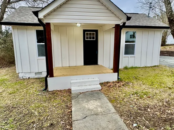 46 Crayton St, Rockmart, GA 30153