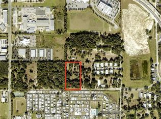 1241 Oak St, Lady Lake, FL 32159