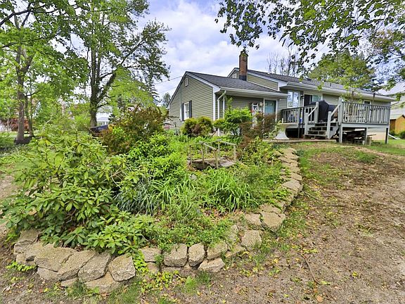 2nd image of 240 Vansant Ave