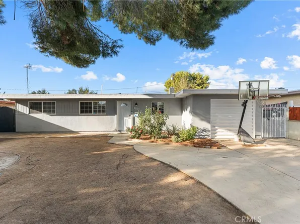 1027 W Avenue J12, Lancaster, CA 93534