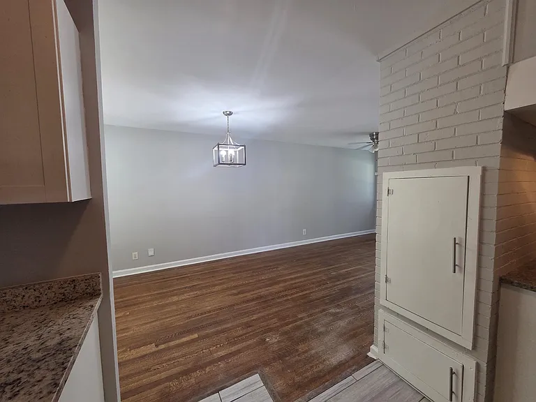 1486 Patterson St — Photo 8