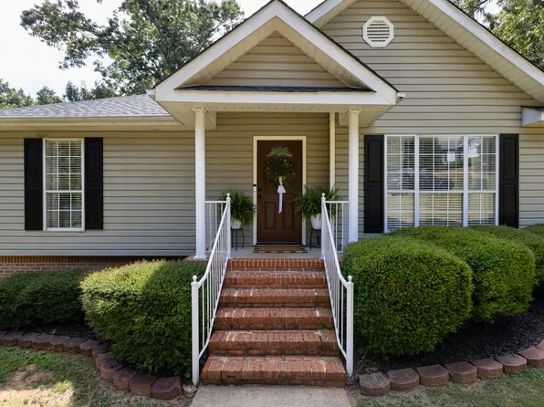 2829 Ridge Pkwy, Trussville, AL 35173