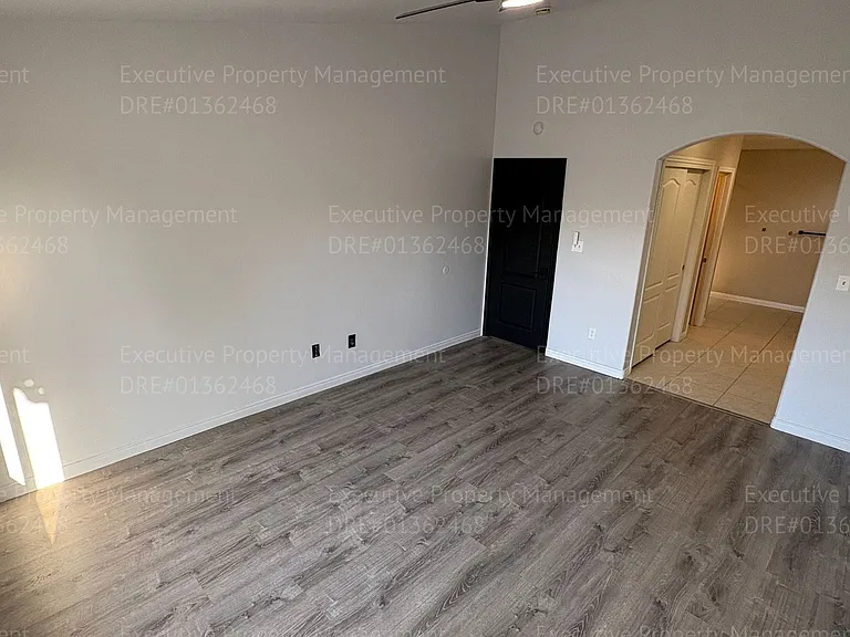 12108 Flat Iron Ct — Photo 30
