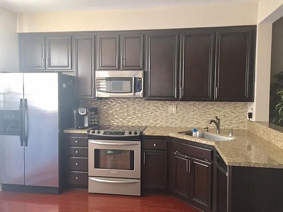 5th image of 2205 Lago Madero