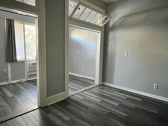 2nd image of 360 13th Ave NE #356