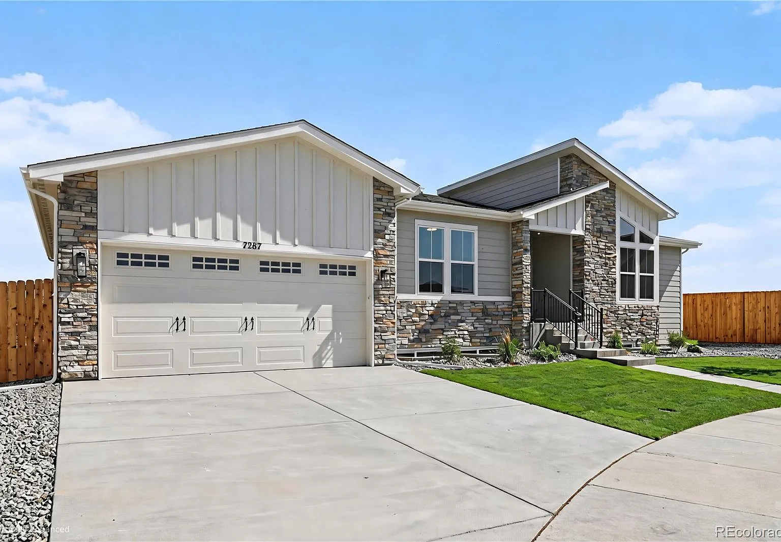 4 bed, 3.0 bath, 2780 sqft, $6,000 — Photo 3