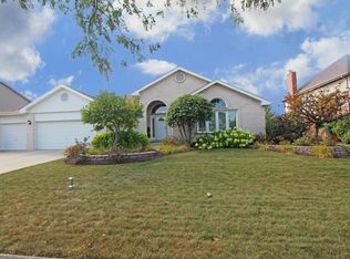 8020 Chesterton Dr, Woodridge, IL 60517