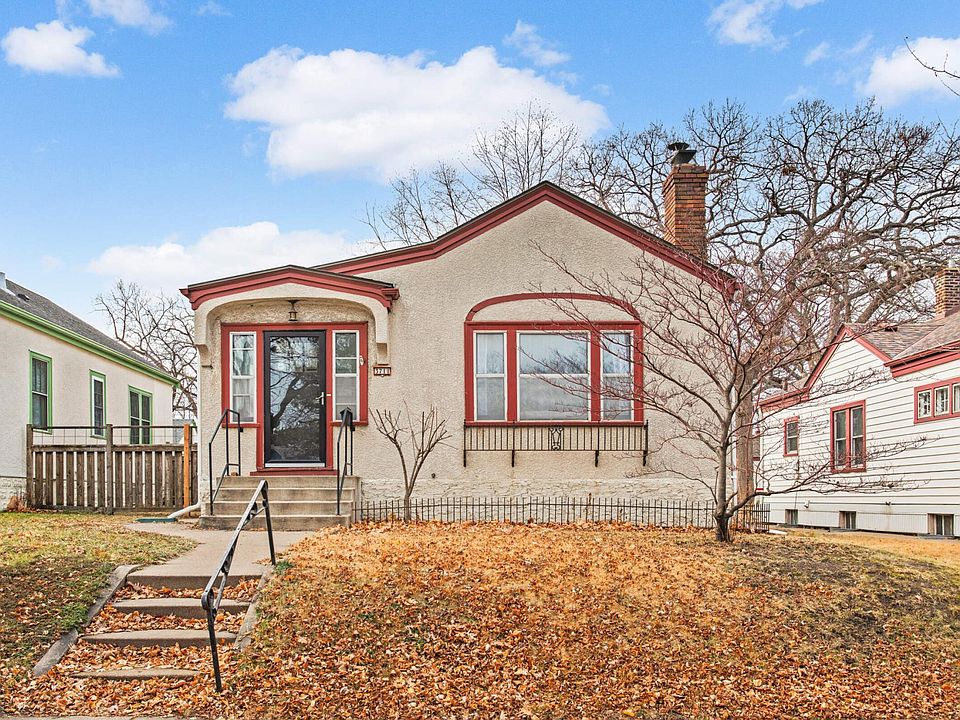 1st image of 3711 Queen Ave N