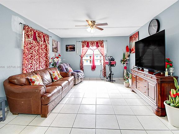 5th image of 10745 SW 3rd St APT 6
