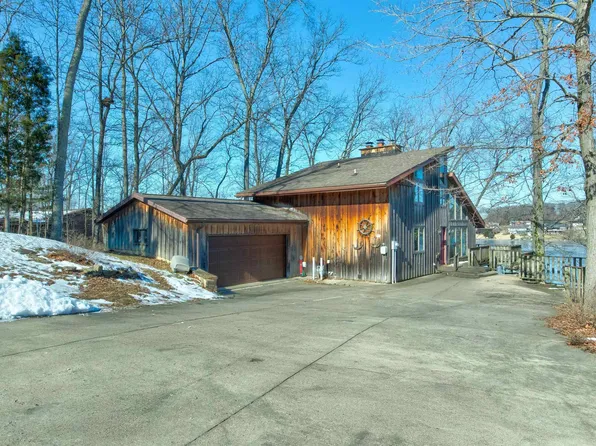 616 S Ski Cir, Santa Claus, IN 47579