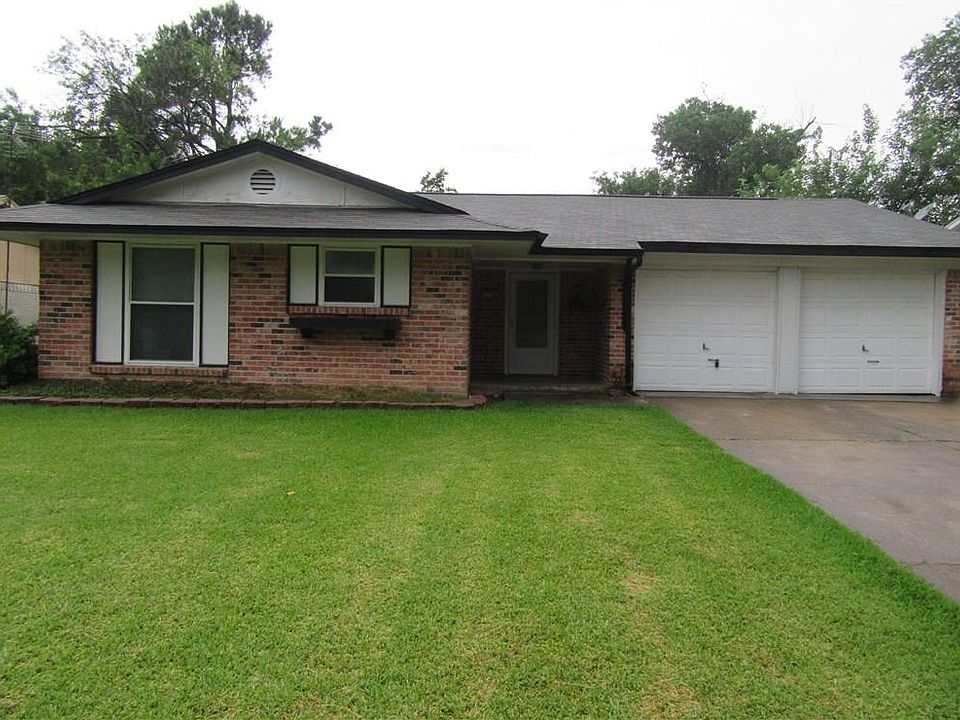 1st image of 1313 E Side Dr