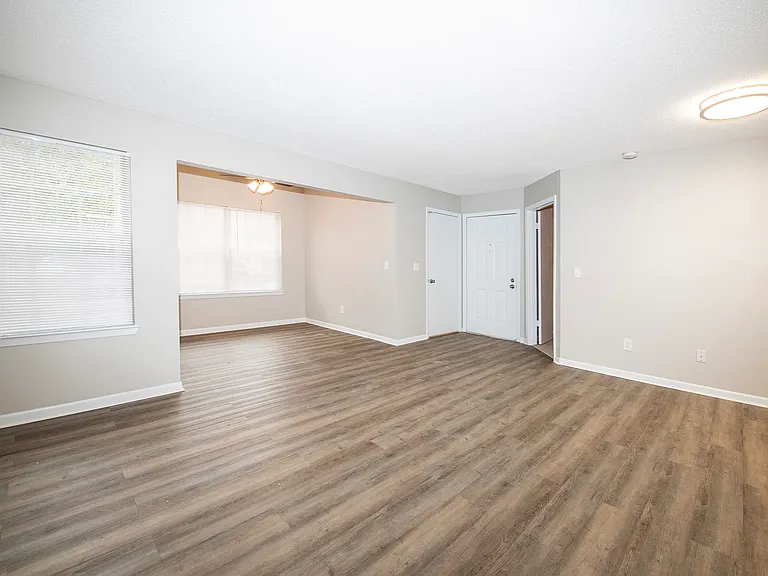 Spring Meadow Apartments — Photo 10