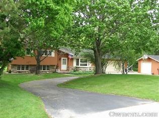 N5421 Glen Echo Rd, Fond Du Lac, WI 54937