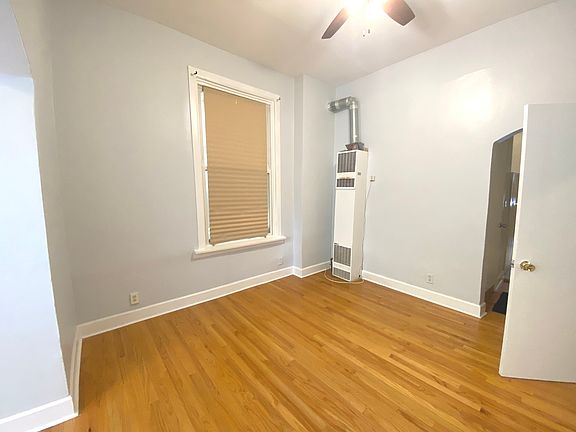 3rd image of 2240 W Homer St #1