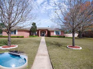 5320 Stiles Ln, Pace, FL 32571