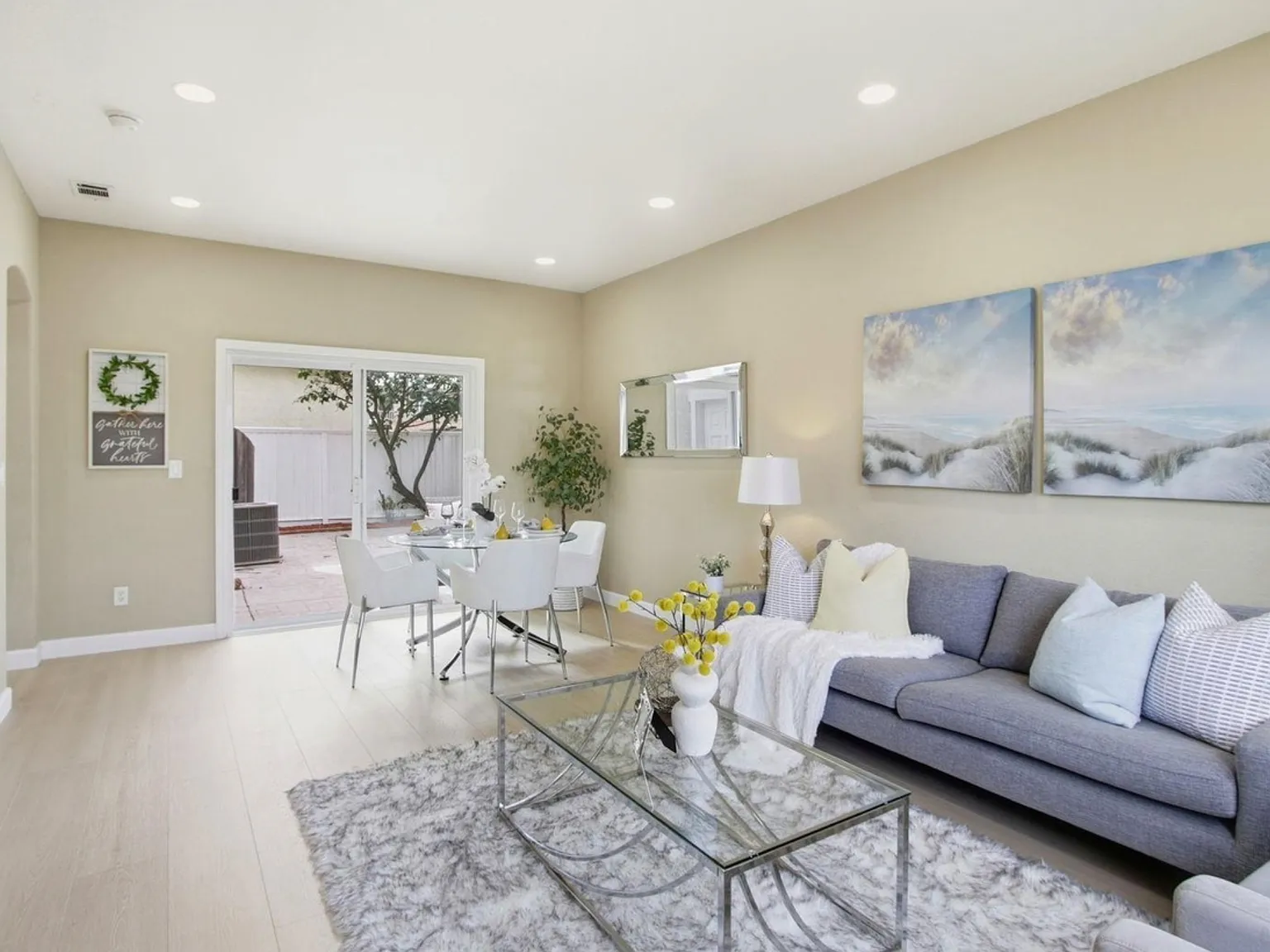 4 bed, 2.5 bath, 1770 sqft, $5,300 — Photo 4