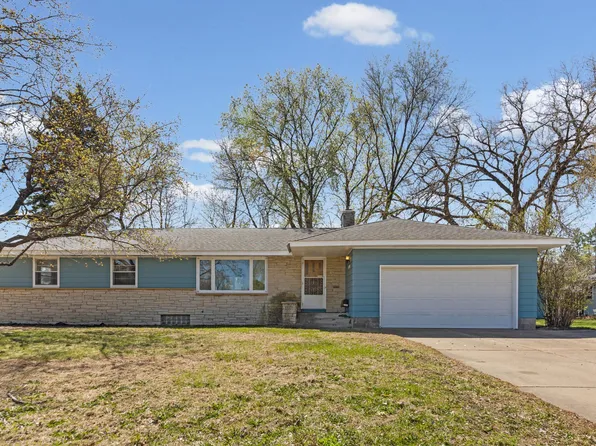 4243 Douglas Dr N, Crystal, MN 55422