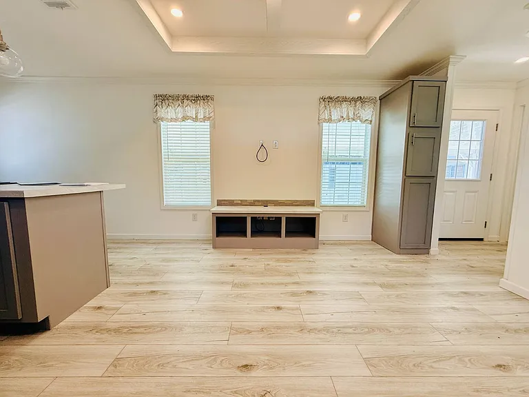 1002 Illinois St SE #33 — Photo 10