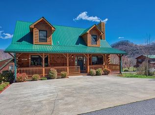 18 Altitude Ter, Maggie Valley, NC 28751