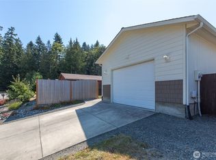 1514 W 15th St, Port Angeles, WA 98363