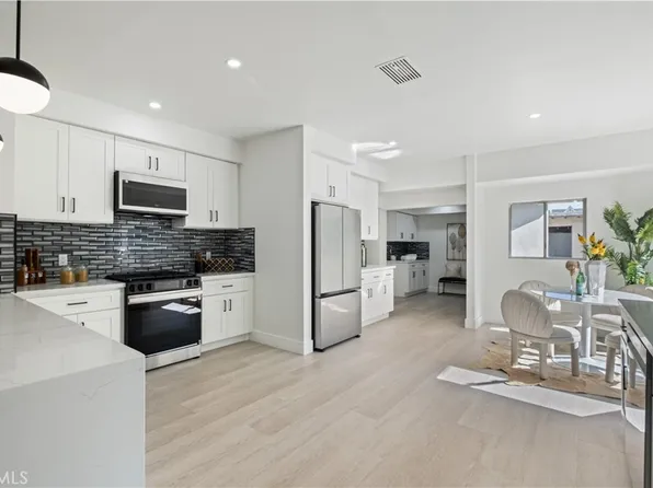 2410 8th Ave, Los Angeles, CA 90018