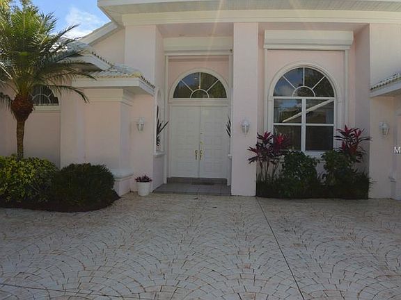 3rd image of 13769 Long Lake Ln