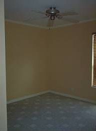 4th image of 3315 NW 47th Ave
