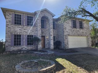 2115 Dove Cir, Grand Prairie, TX 75052