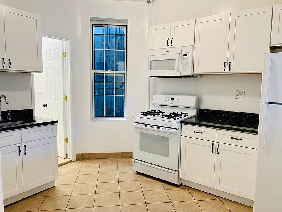 1st image of 326 E 93rd St APT 5A