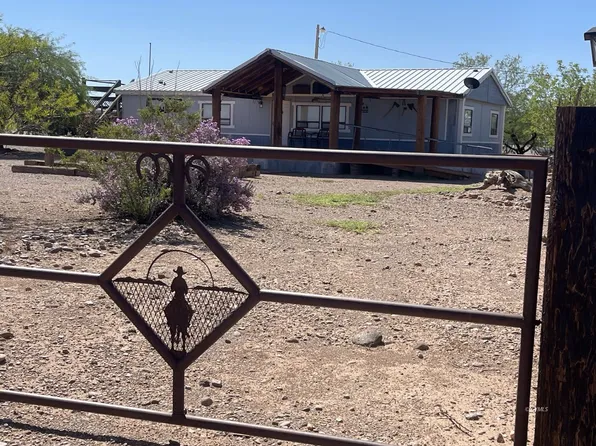 345 N Nola Ln, Safford, AZ 85546