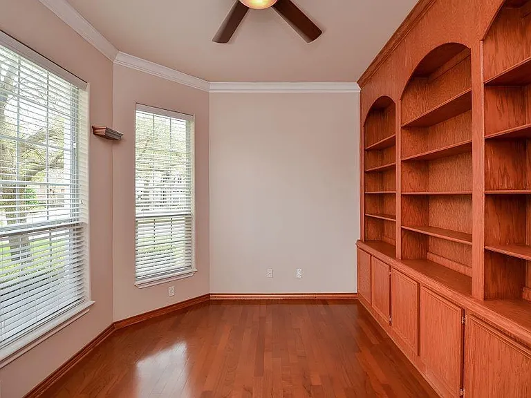 3903 Pinesbury Dr — Photo 5