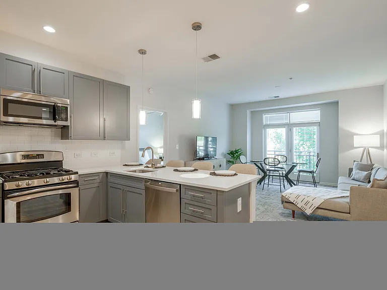 1000 Jefferson Street Apartments — Photo 52