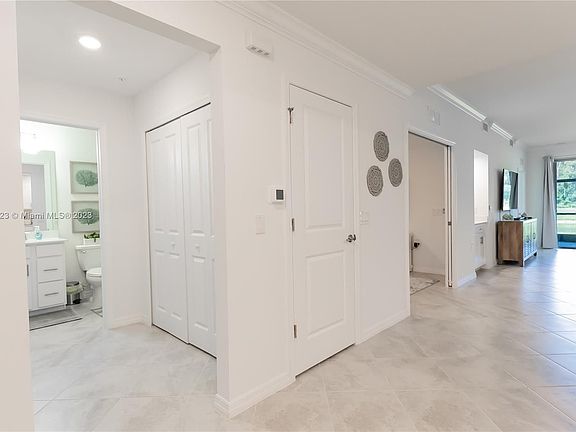 4th image of 6070 National Blvd #212