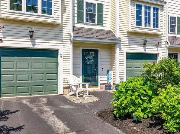 11 Partridge Ln Unit B, Salisbury, MA 01952