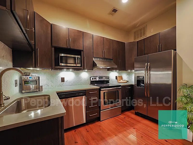 Building Photo - 149 S Daniel Morgan Ave #2B