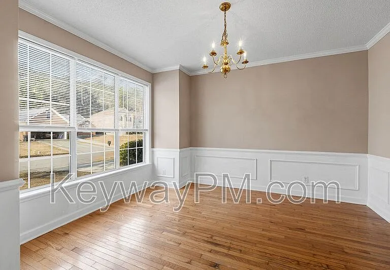 1063 Waltons Pass — Photo 7