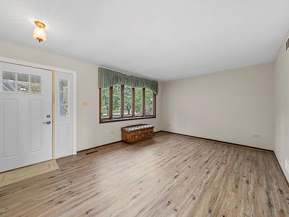 4th image of 2402 Kerry Winde Dr
