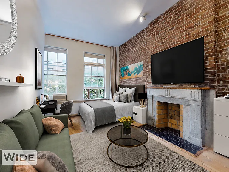101 W 73rd St #2E — Photo 1