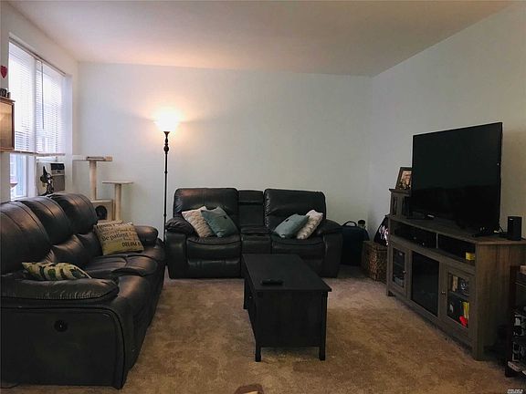 3rd image of 22 Mulford Pl APT 3E