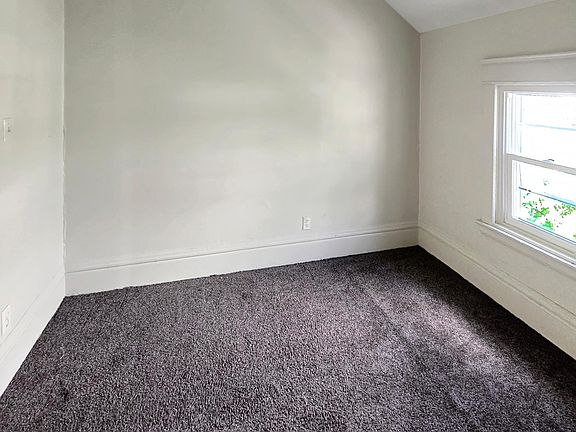3rd image of 168 Acker St E