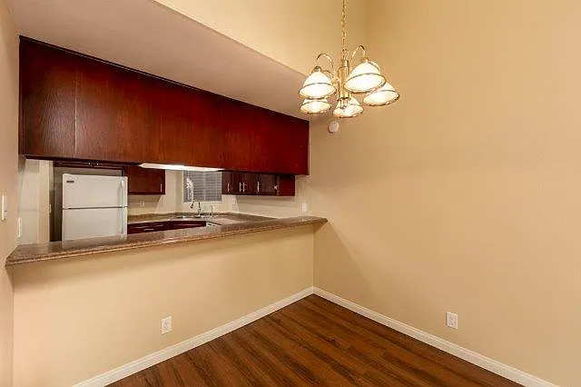 1365 Newport Ave #202 — Photo 3