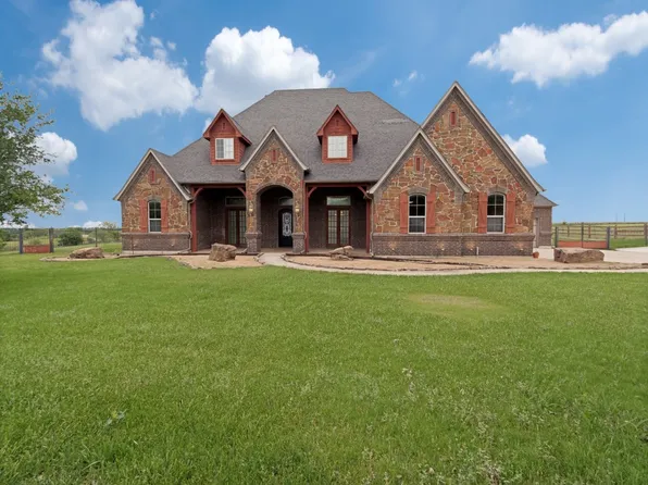 12088 New Day Dr, Fort Worth, TX 76179